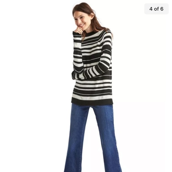 Nwt Gap Merino wool blend black & white striped mock neck sweater - Picture 3 of 8